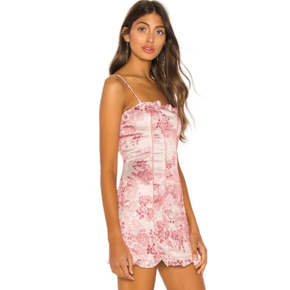 h:ours | Renee Mini Dress in Pink Floral - Picture 2 of 3